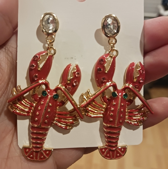 Red Lobster Dangle Earrings - Picture 1 of 3